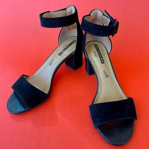 Clarks collection sandal - black block heels with ankle strap